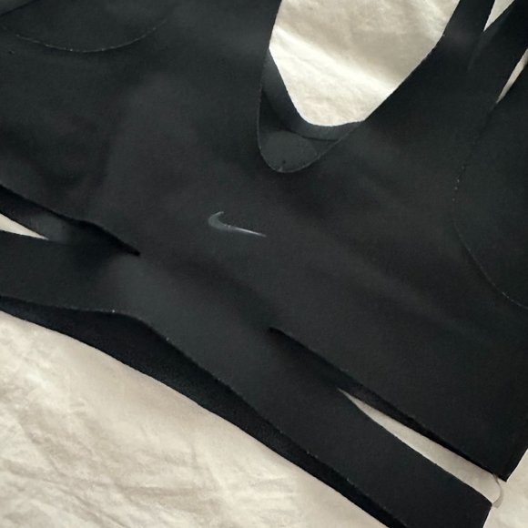 NIKE Light Support Non Padded Training Bra Black Size Small Av4432-623 - Picture 4 of 6